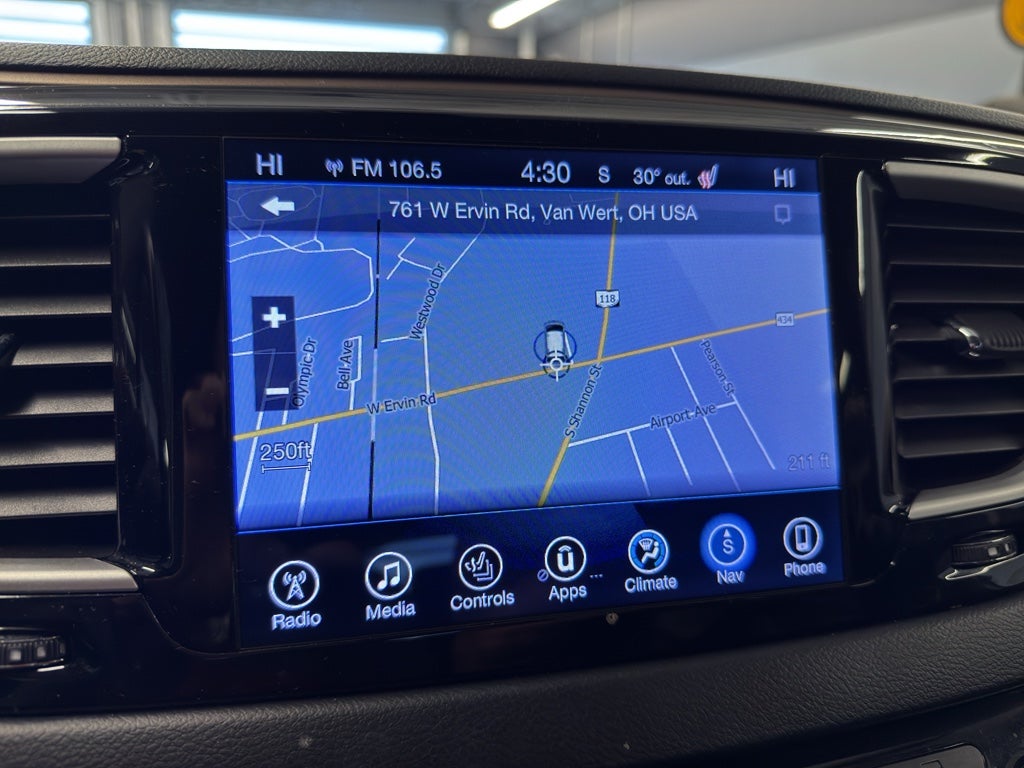 2017 Chrysler Pacifica Touring-L