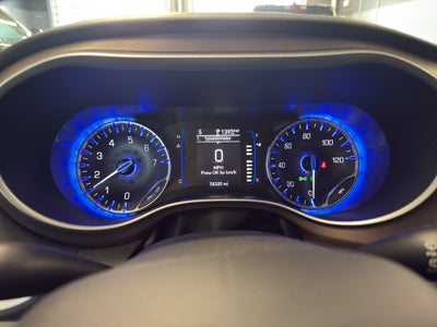 2023 Chrysler Voyager LX