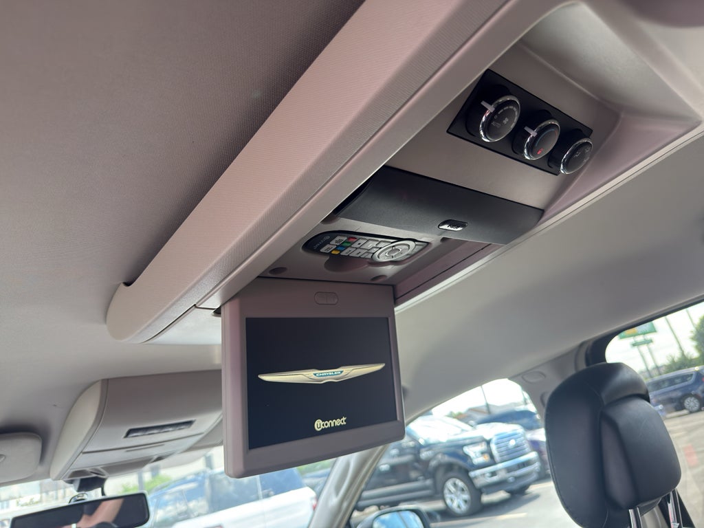 2014 Chrysler Town & Country Touring-L 30th Anniversary