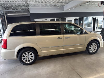 2012 Chrysler Town & Country Touring-L