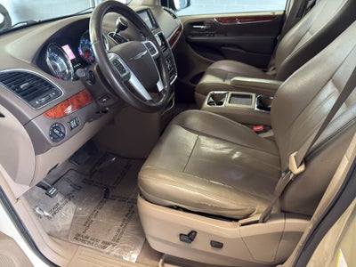 2012 Chrysler Town & Country Touring-L