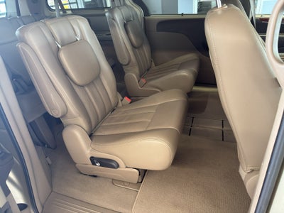 2012 Chrysler Town & Country Touring-L