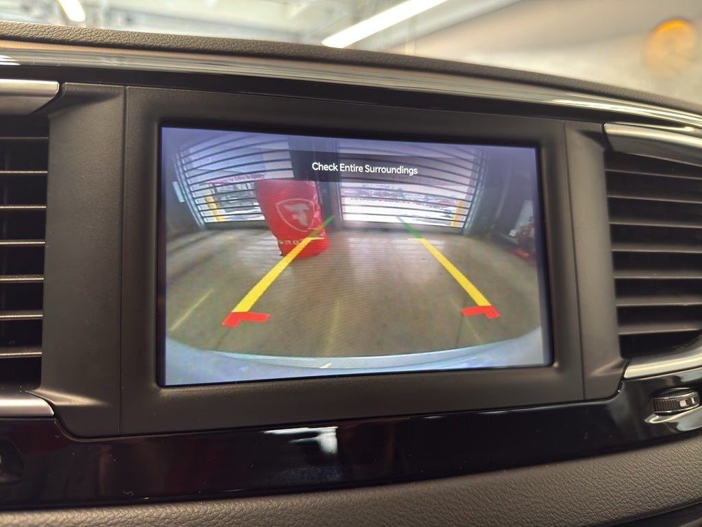 2024 Chrysler Voyager LX