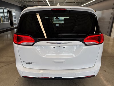 2020 Chrysler Pacifica Touring L Plus