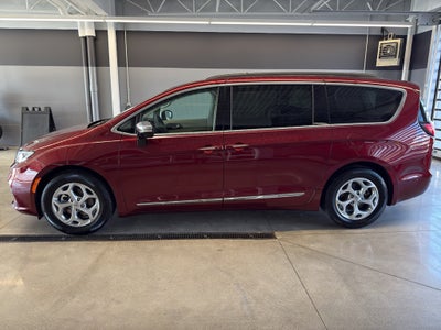 2023 Chrysler Pacifica Limited