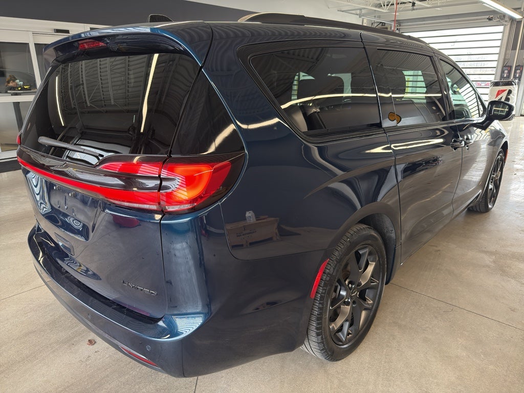 2025 Chrysler Pacifica Limited