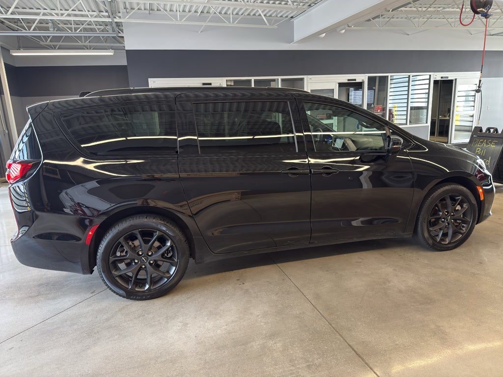 2024 Chrysler Pacifica Limited