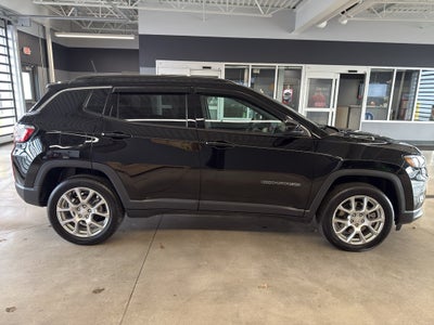 2024 Jeep Compass Latitude Lux