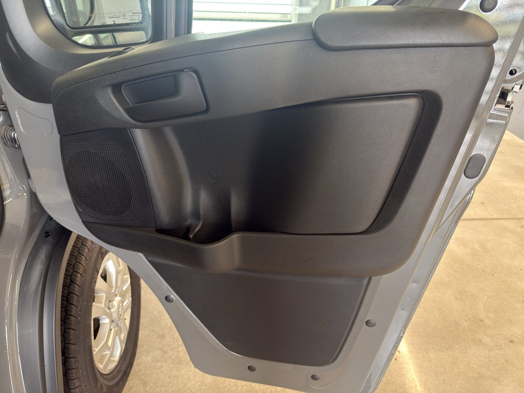 2025 RAM ProMaster 2500 SLT