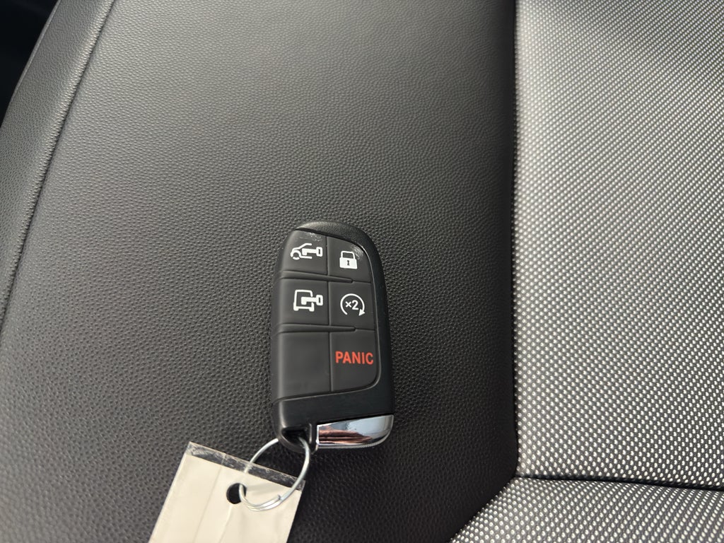2025 RAM ProMaster 2500 SLT