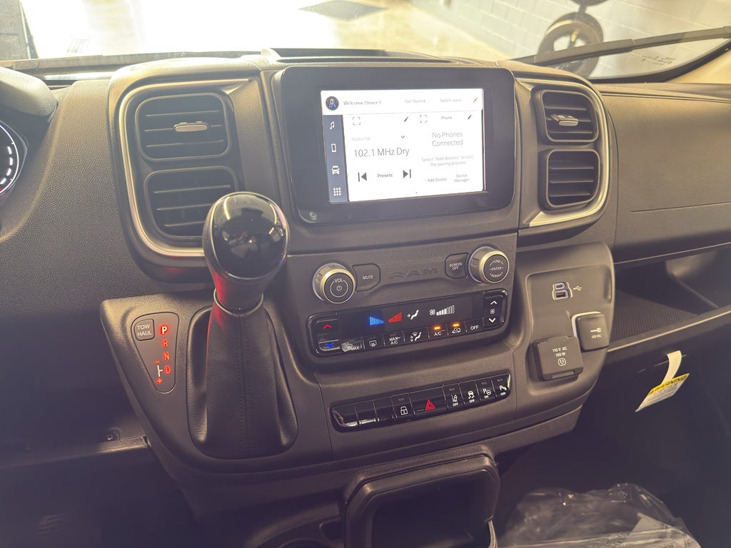 2025 RAM ProMaster 2500 SLT