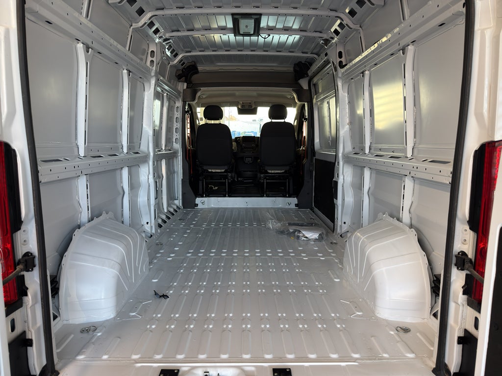 2025 RAM ProMaster 2500 Tradesman