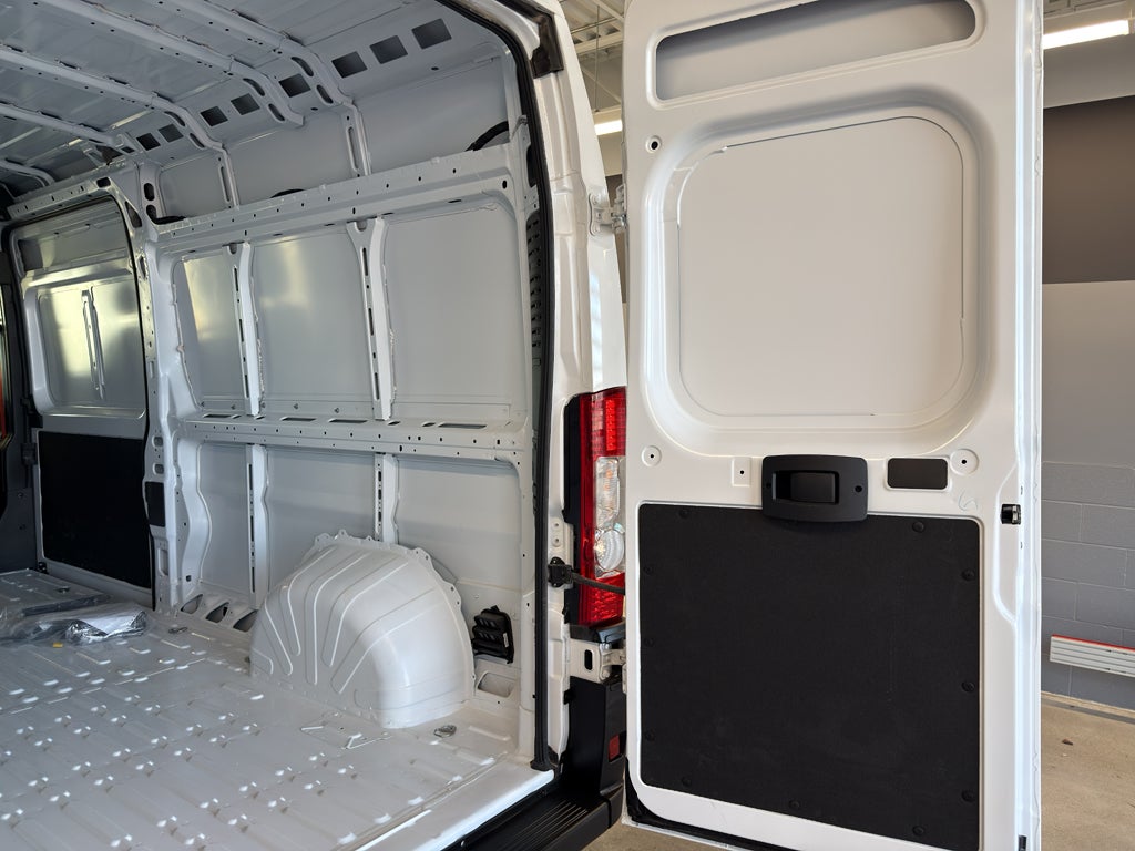 2025 RAM ProMaster 2500 Tradesman