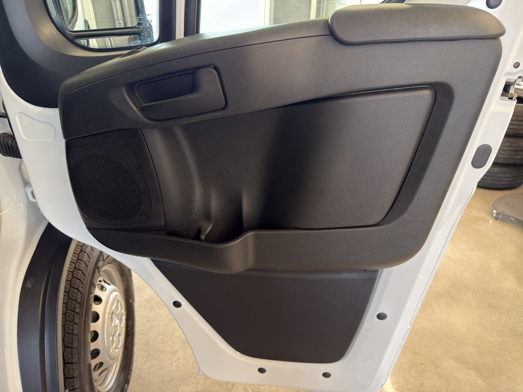 2025 RAM ProMaster 2500 Tradesman