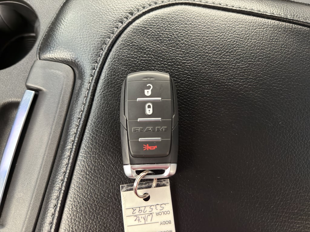 2025 RAM 3500 Chassis Tradesman