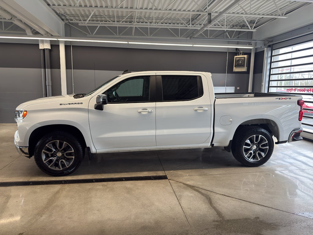 2022 Chevrolet Silverado LT