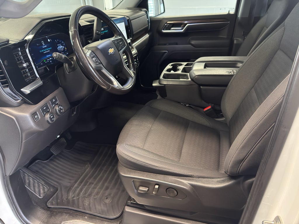 2022 Chevrolet Silverado LT
