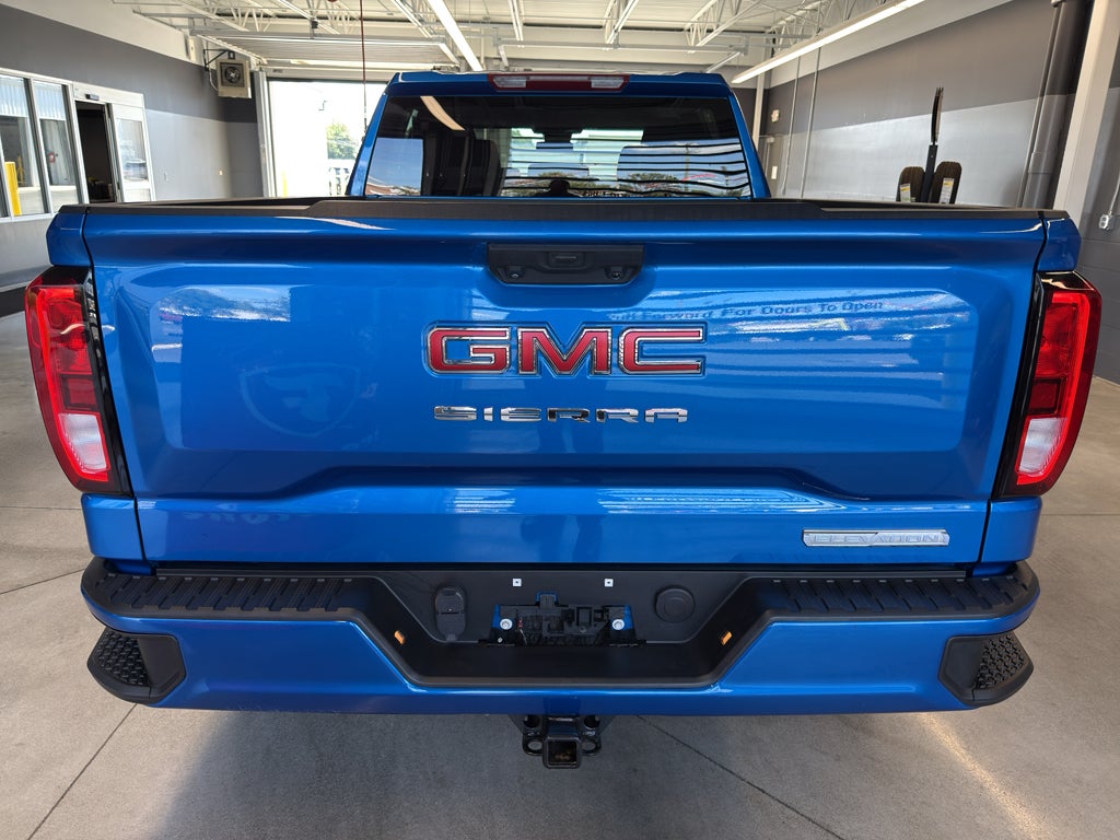 2023 GMC Sierra Elevation