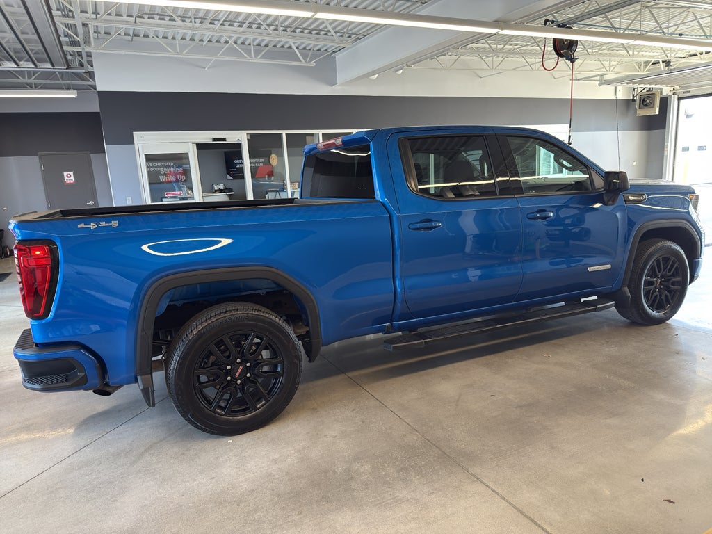 2023 GMC Sierra Elevation