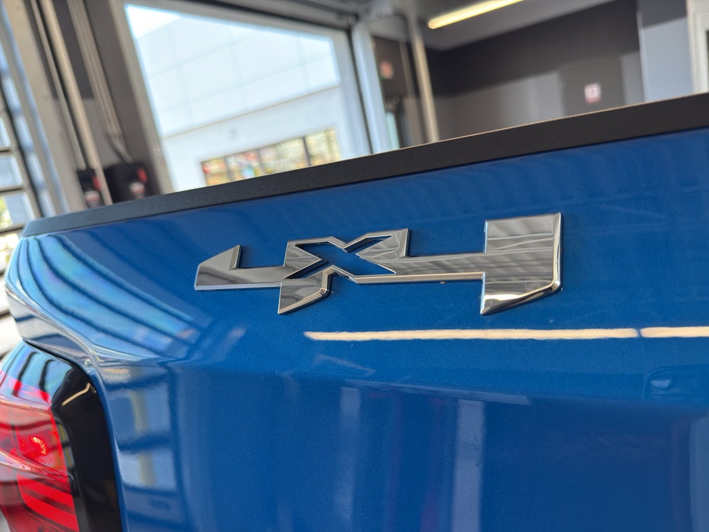 2023 GMC Sierra Elevation