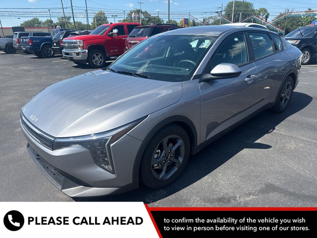 2025 Kia K4 LXS