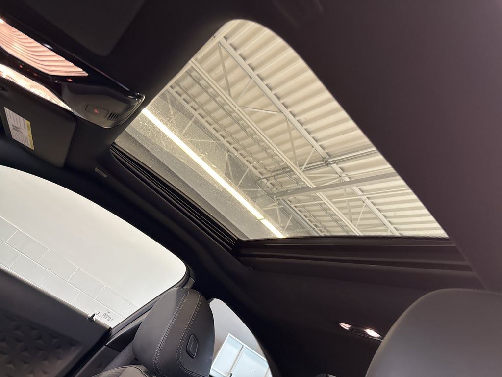 2025 BMW 2 series 230i xDrive