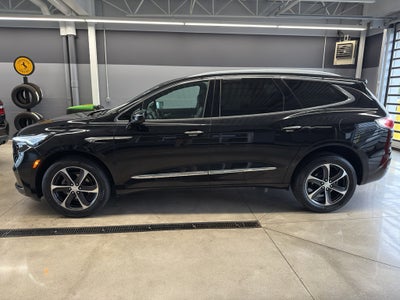 2022 Buick Enclave Essence