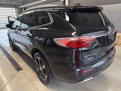 2022 Buick Enclave Essence