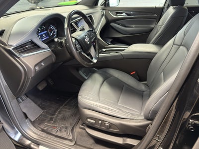 2022 Buick Enclave Essence