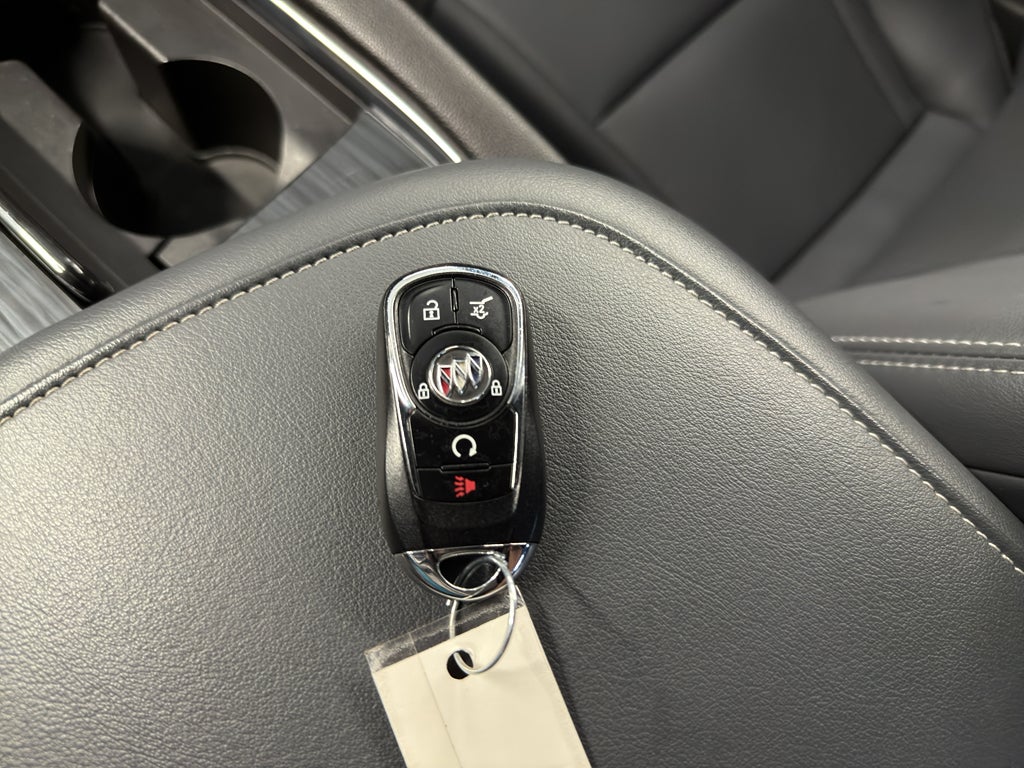 2022 Buick Enclave Essence