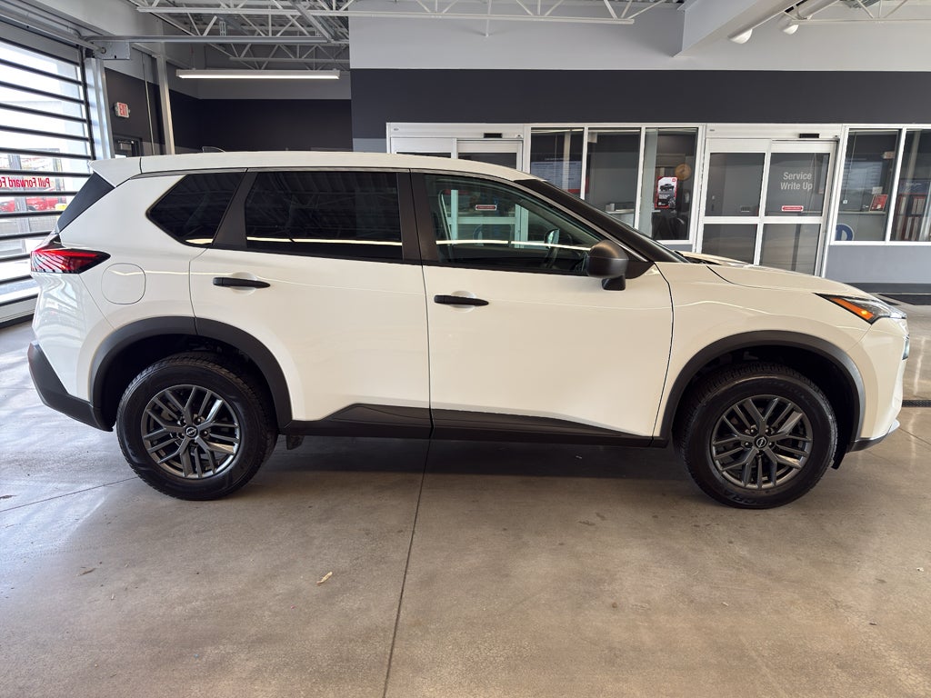 2022 Nissan Rogue S