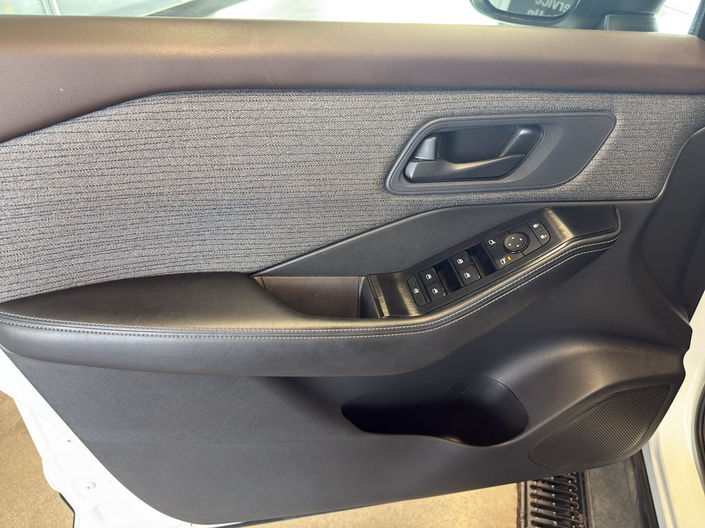 2022 Nissan Rogue S
