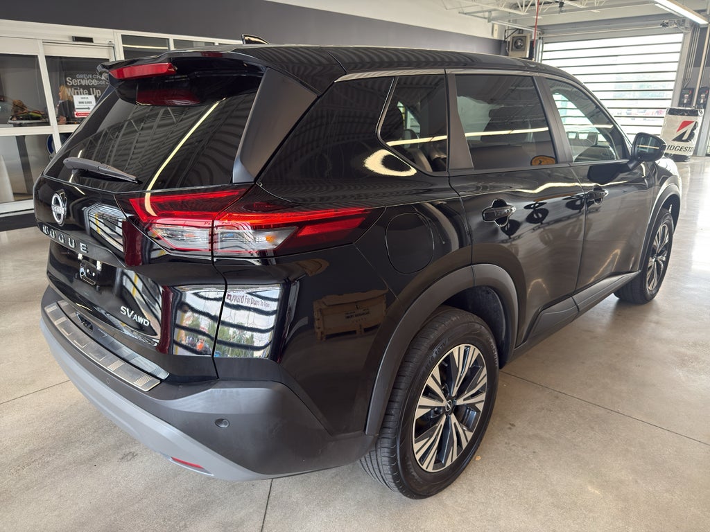 2022 Nissan Rogue SV