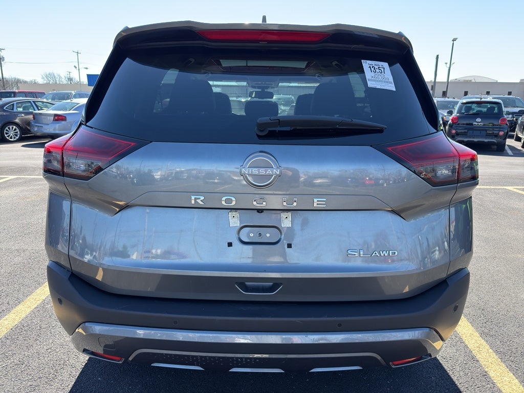 2023 Nissan Rogue SL