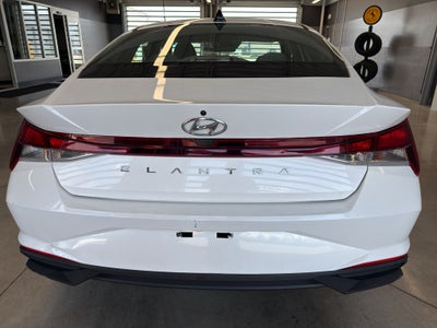 2021 Hyundai Elantra SE