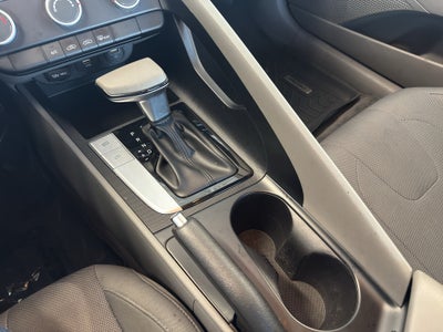 2021 Hyundai Elantra SE