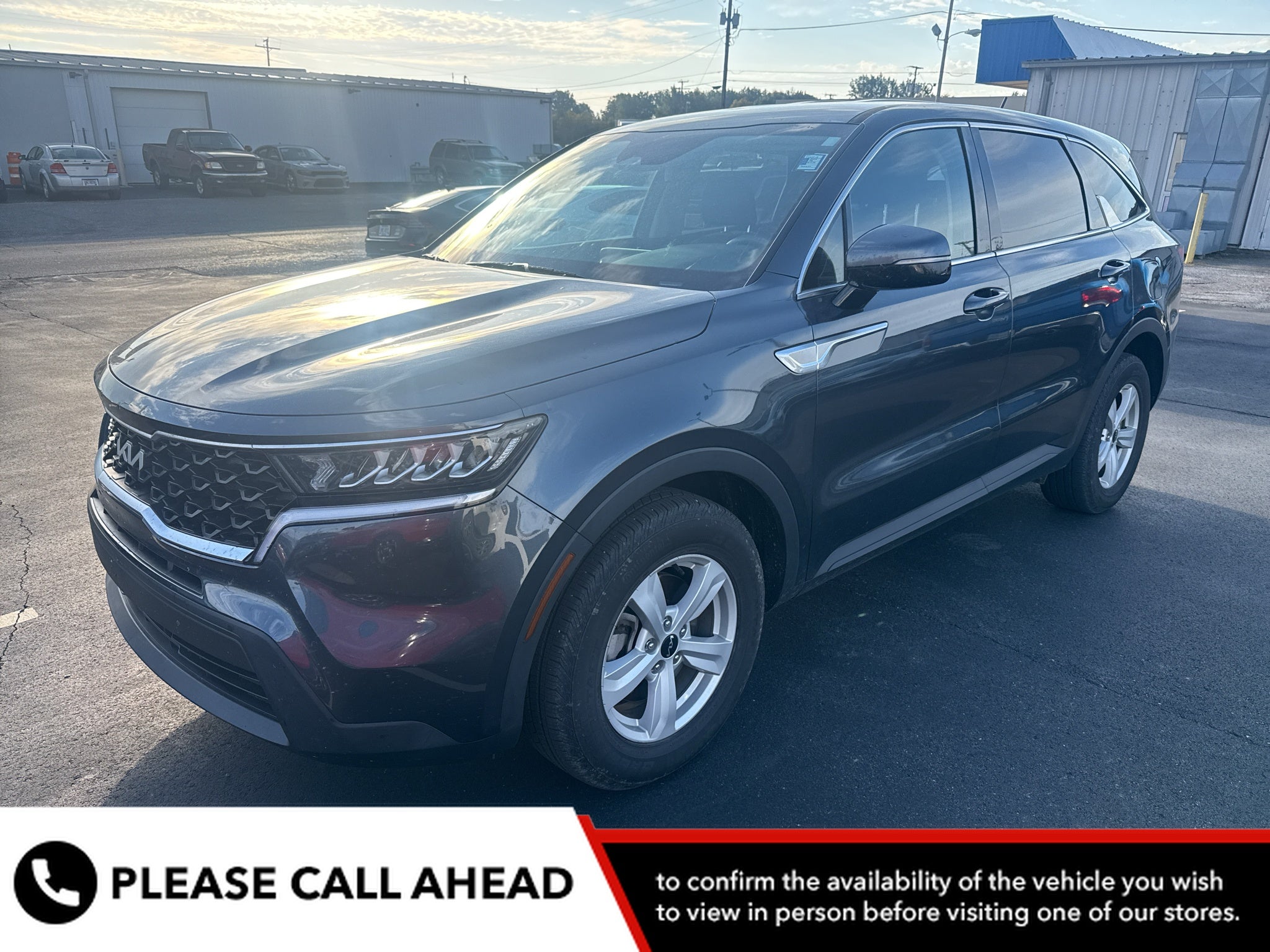 2023 Kia Sorento LX
