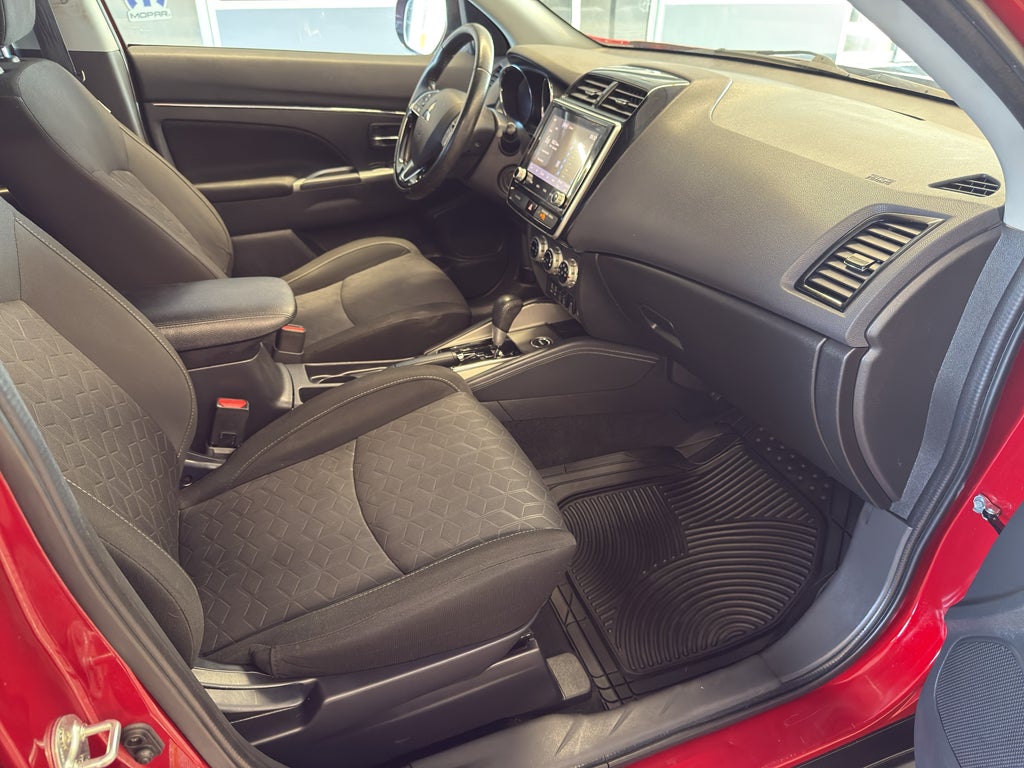 2020 Mitsubishi Outlander Sport SE 2.0