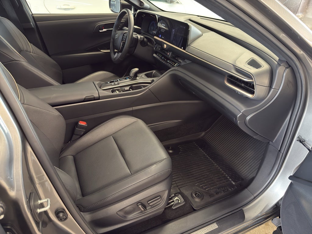 2023 Toyota Crown Limited