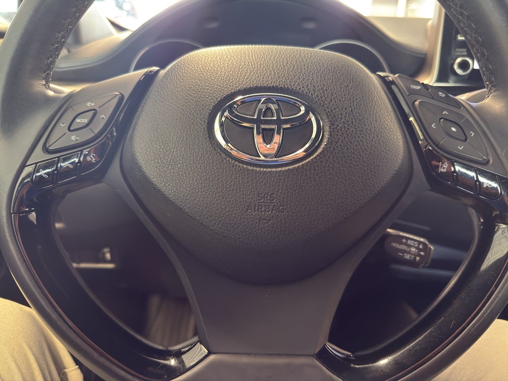 2019 Toyota C-HR XLE