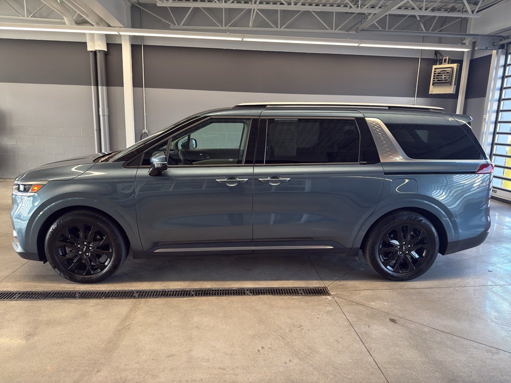2024 Kia Carnival SX