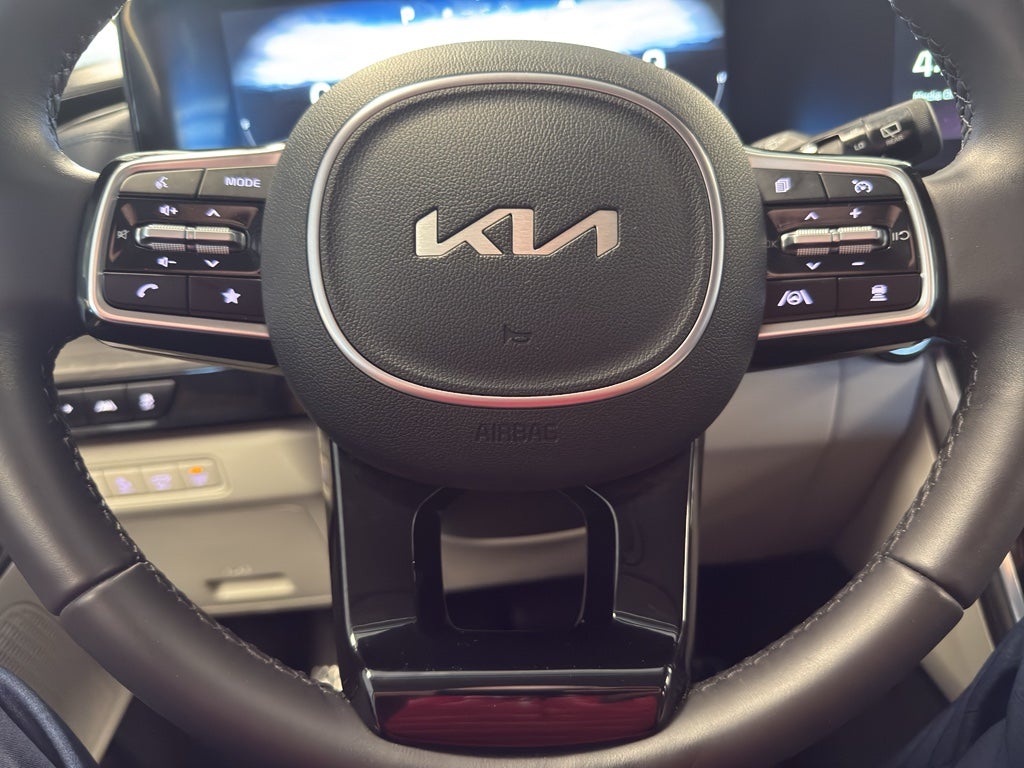 2024 Kia Carnival SX