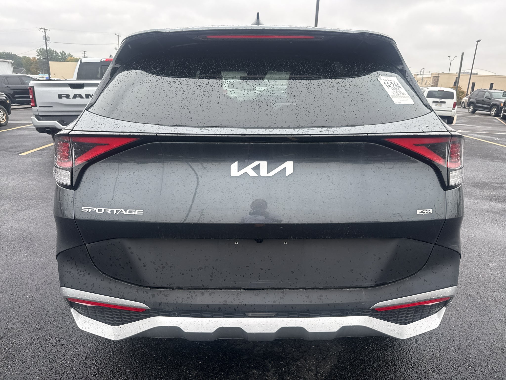 2023 Kia Sportage LX