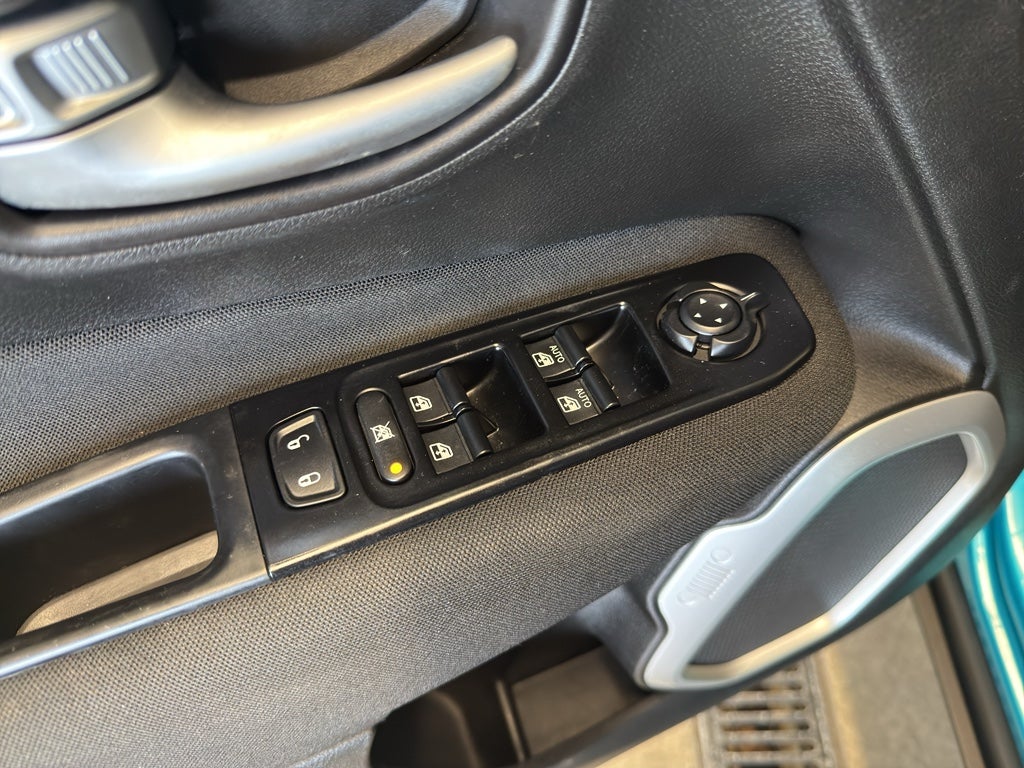 2021 Jeep Renegade Islander