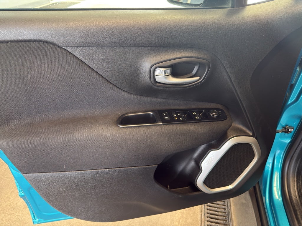 2021 Jeep Renegade Islander