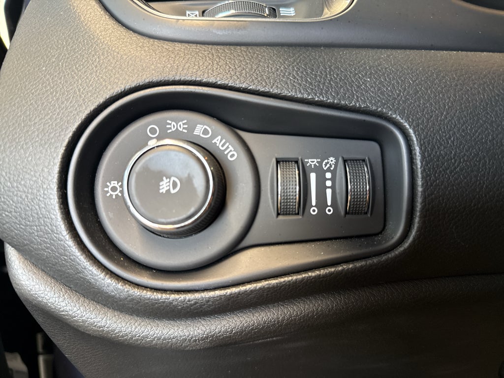 2023 Jeep Renegade Limited