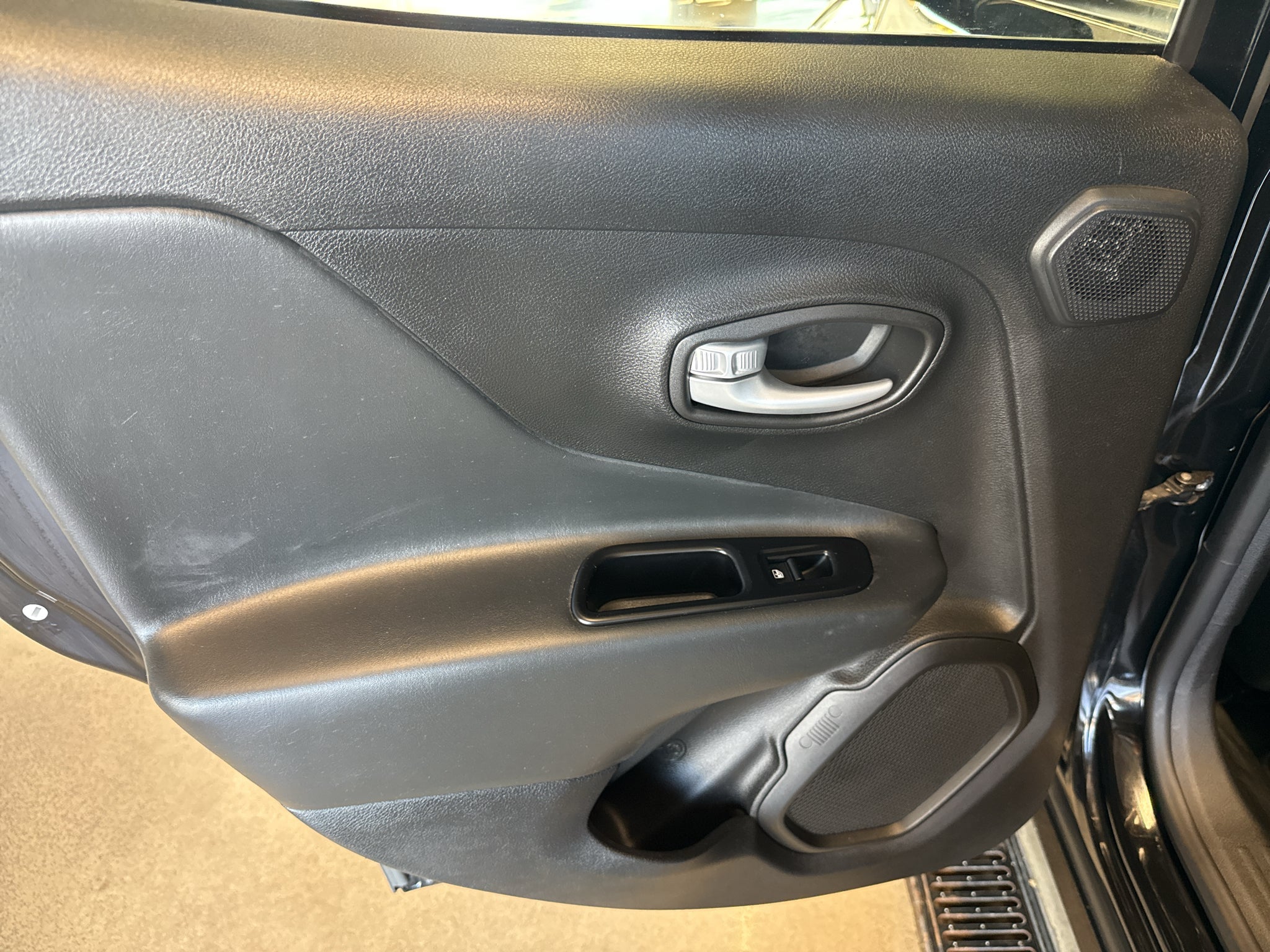 2023 Jeep Renegade Limited