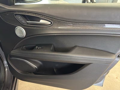 2023 Alfa Romeo Stelvio Quadrifoglio