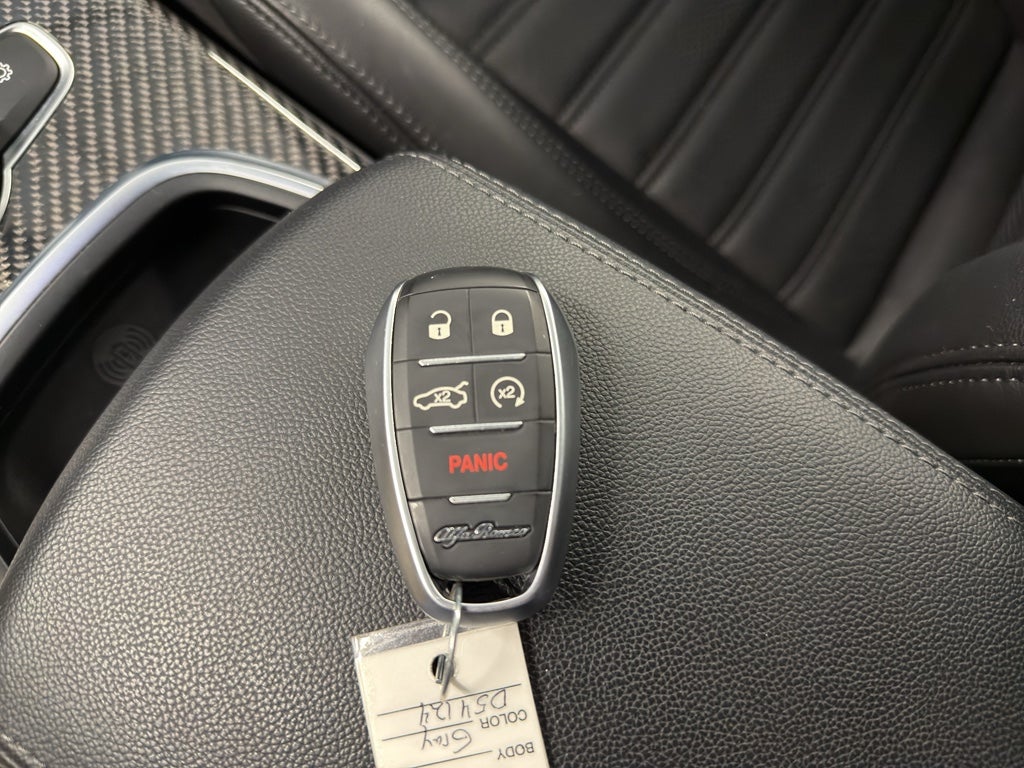 2023 Alfa Romeo Stelvio Quadrifoglio